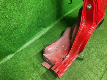 КРЫЛО НА MAZDA DEMIO DY3W