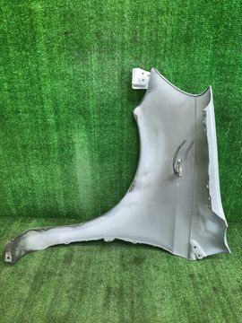 КРЫЛО НА TOYOTA VITZ NCP10