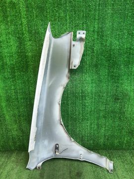 КРЫЛО НА HONDA SABER UA5