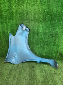 КРЫЛО НА TOYOTA VITZ KSP130