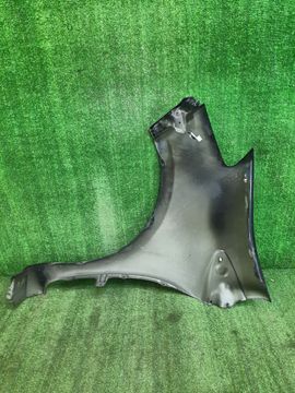 КРЫЛО НА TOYOTA VITZ KSP130