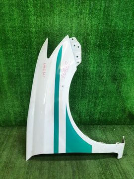 КРЫЛО НА TOYOTA COROLLA FIELDER NZE161G