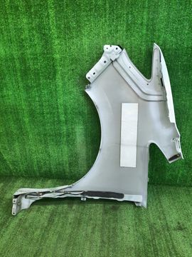 КРЫЛО НА NISSAN SERENA C26