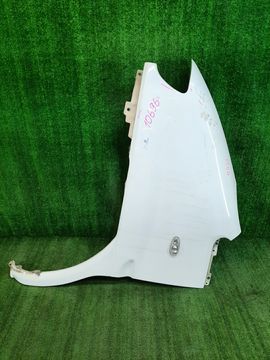 КРЫЛО НА MITSUBISHI DELICA PD6W