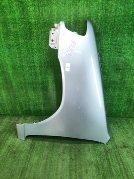 КРЫЛО НА NISSAN CUBE Z10