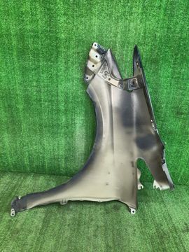 КРЫЛО НА TOYOTA PRIUS ZVW30