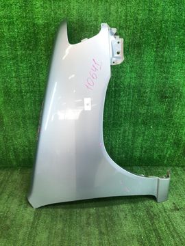 КРЫЛО НА NISSAN CUBE Z10