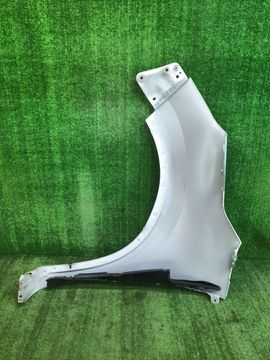 КРЫЛО НА TOYOTA RAIZE A210A