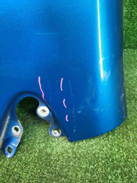 КРЫЛО НА TOYOTA AQUA NHP10