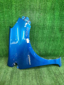 КРЫЛО НА TOYOTA AQUA NHP10