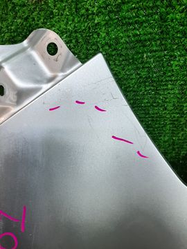 КРЫЛО НА TOYOTA AQUA NHP10