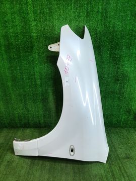 КРЫЛО НА MITSUBISHI AIRTREK CU2W