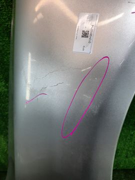 КРЫЛО НА TOYOTA AVENSIS AZT251