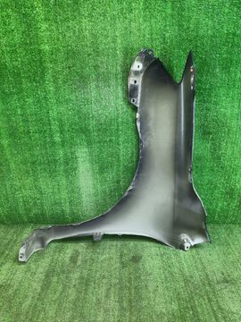 КРЫЛО НА TOYOTA COROLLA FIELDER ZRE142G