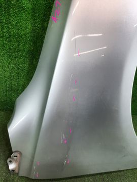 КРЫЛО НА TOYOTA AVENSIS AZT251