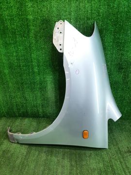 КРЫЛО НА TOYOTA IPSUM ACM21W