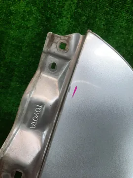 КРЫЛО НА TOYOTA AVENSIS AZT251