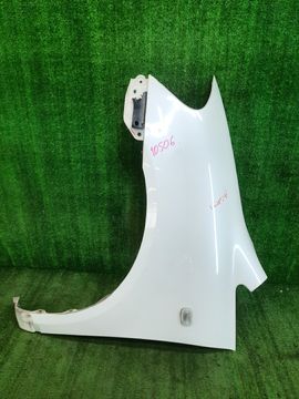 КРЫЛО НА TOYOTA IPSUM ACM21W