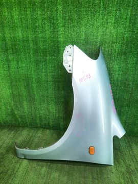 КРЫЛО НА TOYOTA IPSUM ACM21W