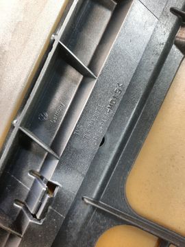 КРЫЛО НА VOLKSWAGEN TOUAREG 7L6