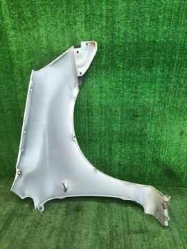 КРЫЛО НА HONDA STREAM RN1