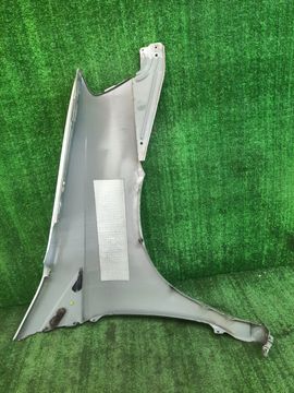 КРЫЛО НА NISSAN LIBERTY RM12
