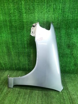 КРЫЛО НА NISSAN CUBE Z10