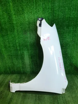 КРЫЛО НА TOYOTA COROLLA NZE121