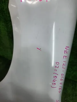 КРЫЛО НА TOYOTA COROLLA NZE121