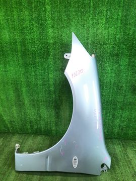 КРЫЛО НА MITSUBISHI LANCER CEDIA CS5A