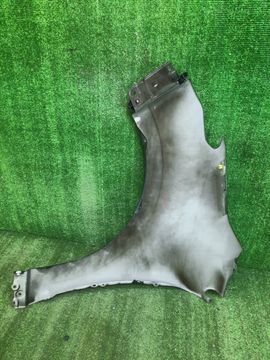 КРЫЛО НА TOYOTA YARIS MXPH10