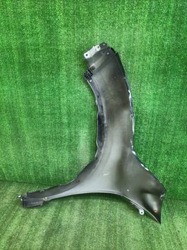КРЫЛО НА HONDA VEZEL RU3