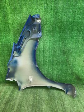 КРЫЛО НА TOYOTA PRIUS NHW20