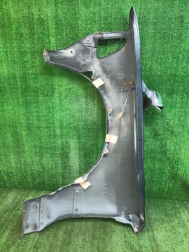КРЫЛО НА TOYOTA CROWN GS131