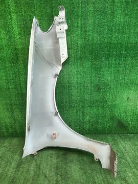КРЫЛО НА NISSAN CEFIRO A33
