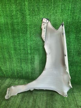 КРЫЛО НА TOYOTA COROLLA NZE121