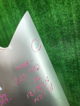 КРЫЛО НА TOYOTA COROLLA NZE121