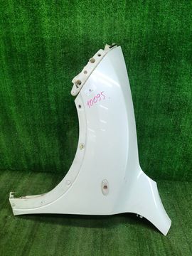 КРЫЛО НА NISSAN JUKE F15