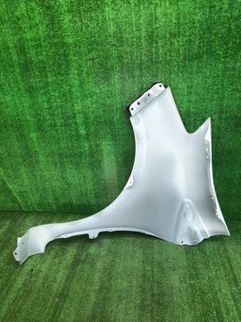 КРЫЛО НА TOYOTA VITZ KSP130