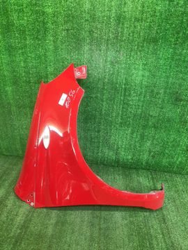 КРЫЛО НА TOYOTA VITZ NCP10