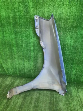 КРЫЛО НА TOYOTA STARLET EP91