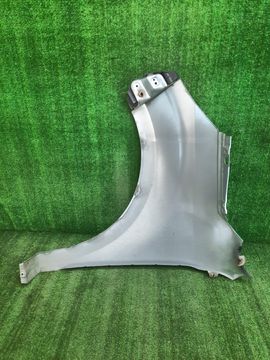 КРЫЛО НА TOYOTA RUSH J210E