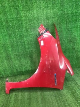 КРЫЛО НА HONDA FIT GP5