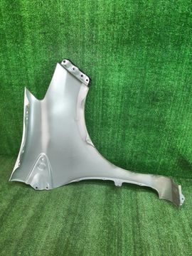 КРЫЛО НА TOYOTA VITZ KSP130