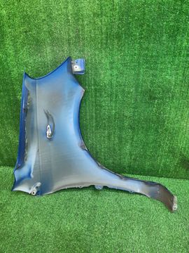КРЫЛО НА TOYOTA VITZ SCP10