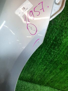 КРЫЛО НА TOYOTA COROLLA NZE121