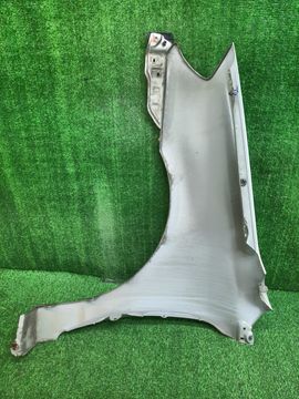 КРЫЛО НА TOYOTA COROLLA NZE121