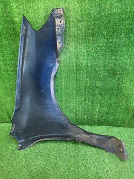 КРЫЛО НА TOYOTA COROLLA NZE121