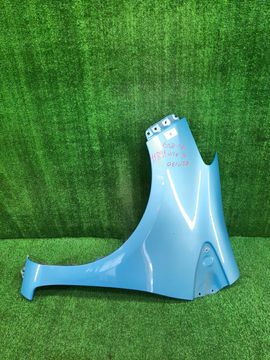 КРЫЛО НА TOYOTA VITZ KSP130