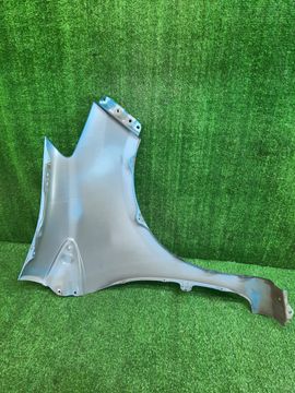 КРЫЛО НА TOYOTA VITZ KSP130